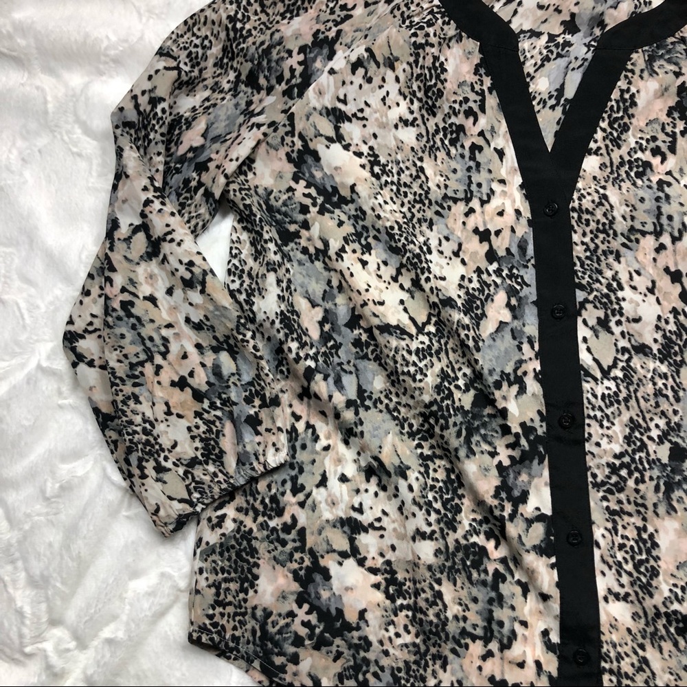 Calvin Klein Animal Print Sheer Blouse size Large - Picture 4 of 12